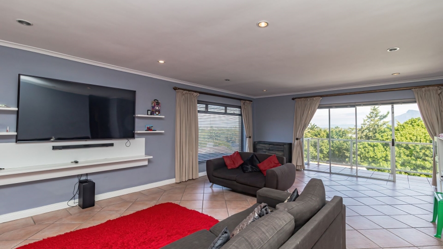 4 Bedroom Property for Sale in Flamingo Vlei Western Cape
